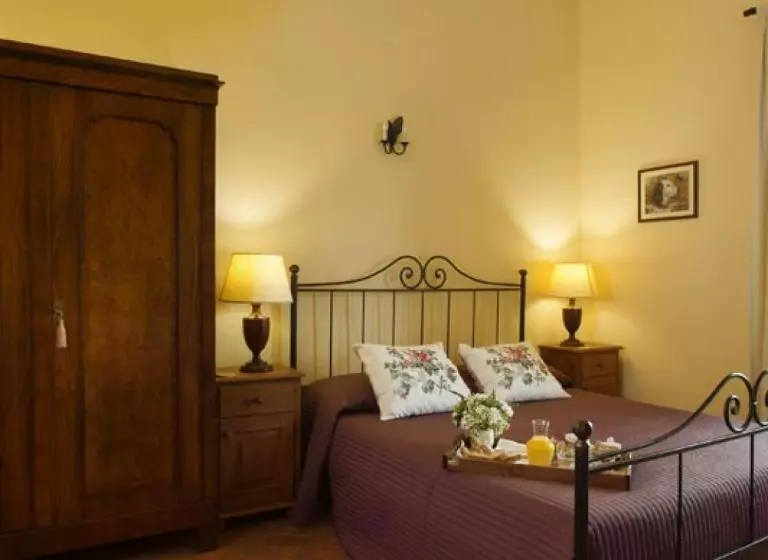 Maaseutuhotelli Agriturismo La Polledrara