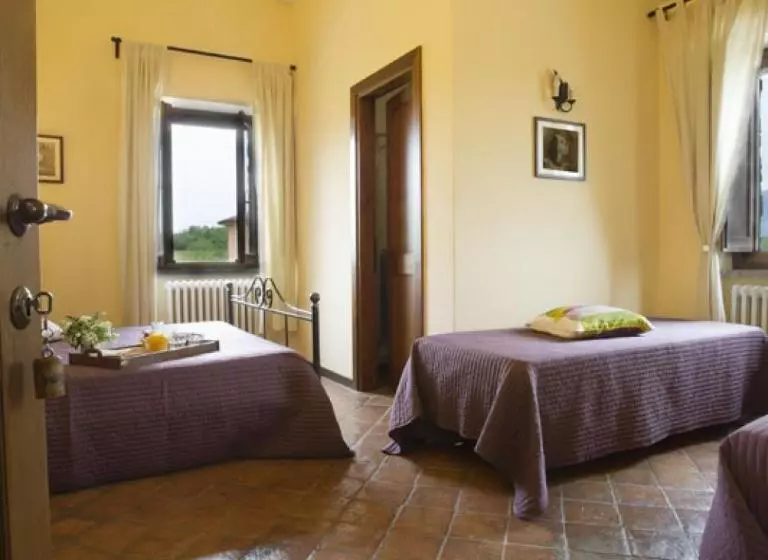 Maaseutuhotelli Agriturismo La Polledrara