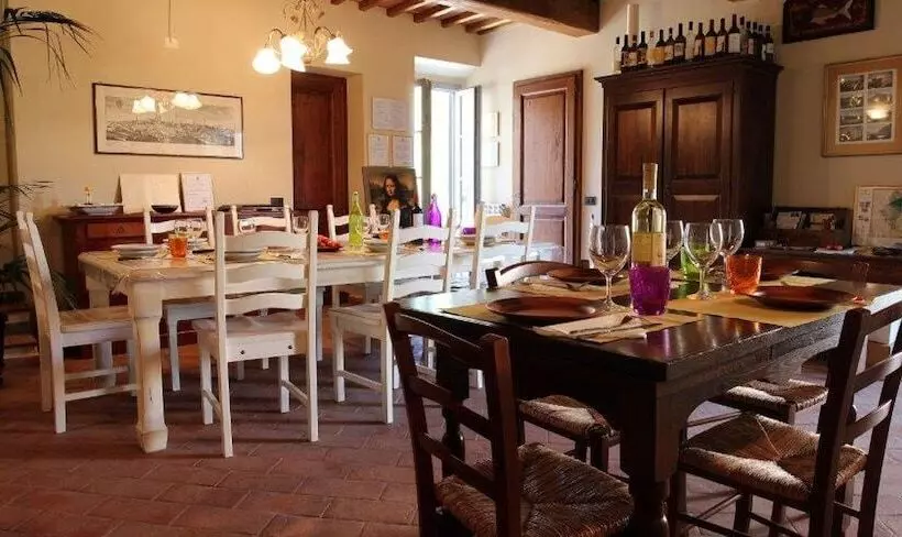 Maaseutuhotelli Agriturismo Poggianto