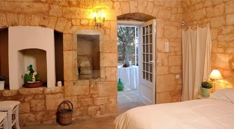 هتل روستایی Masseria Montefieno