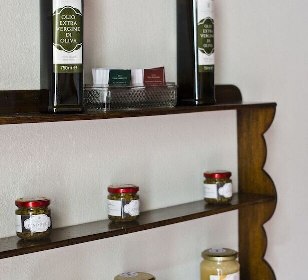 هتل روستایی Relais Villa Ambrosetti