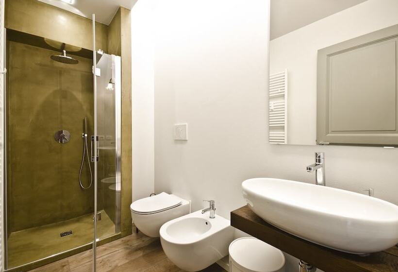 هتل روستایی Relais Villa Ambrosetti