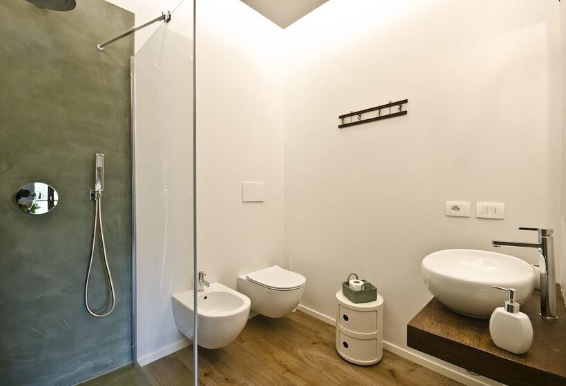 هتل روستایی Relais Villa Ambrosetti