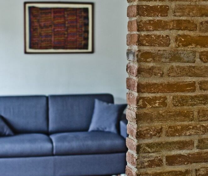 هتل روستایی Relais Villa Ambrosetti