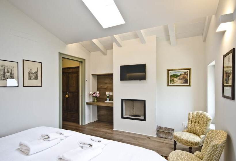 هتل روستایی Relais Villa Ambrosetti