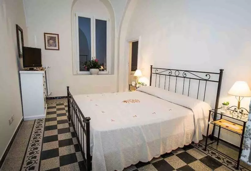 ペンション Bed And Breakfast La Torretta