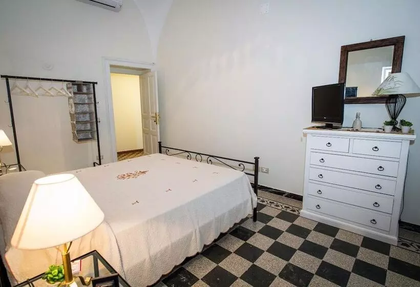 ペンション Bed And Breakfast La Torretta