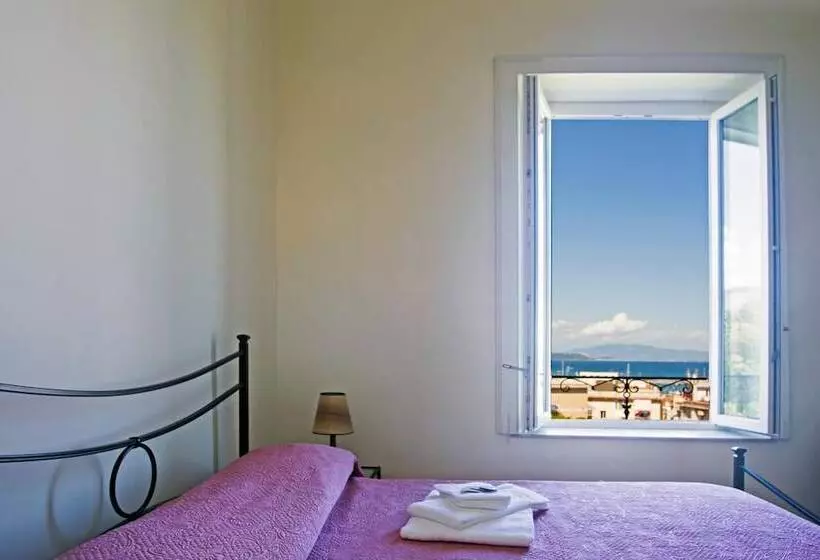 ペンション Bed And Breakfast La Torretta