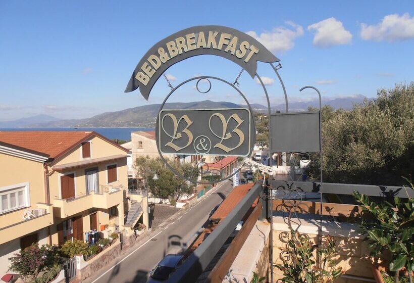 تختخواب و صبحانه Palinuroholiday