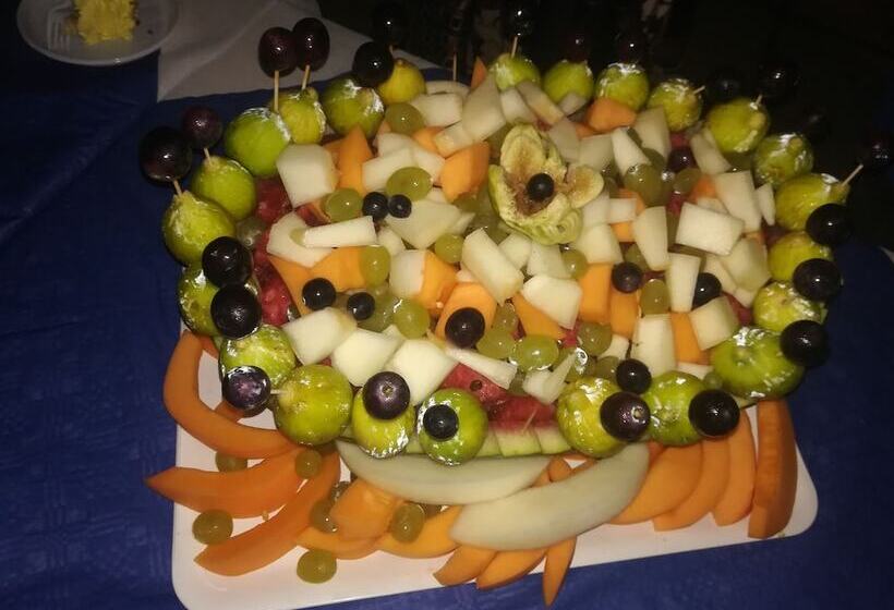 تختخواب و صبحانه Palinuroholiday