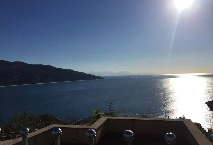 تختخواب و صبحانه Palinuroholiday