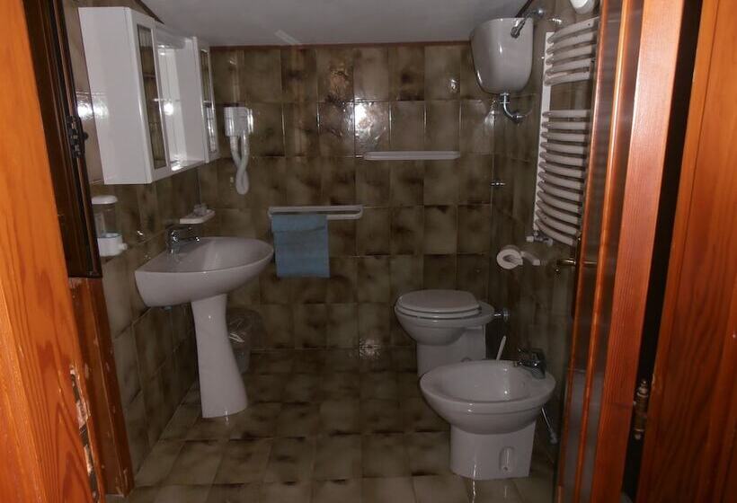 تختخواب و صبحانه Palinuroholiday