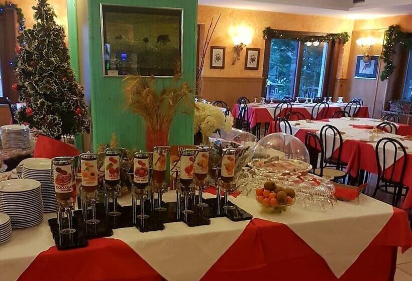 ホテル Alba Sporting