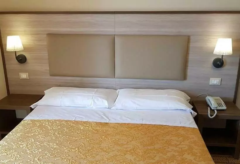 Hotelli Amelia Dream View