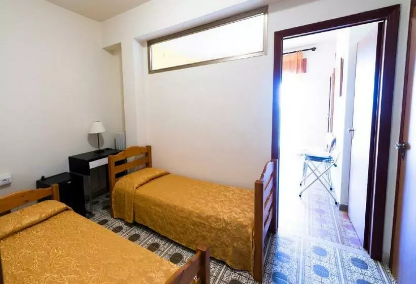 Hotelli Amelia Dream View