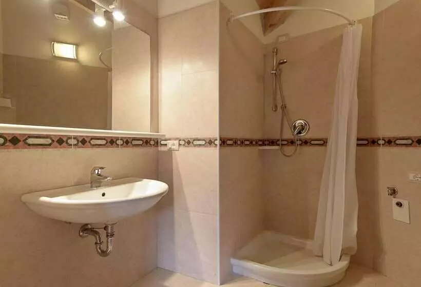 Hotelli Appartamenti Baia Azzurra