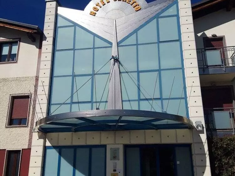 Hotelli Ceretto