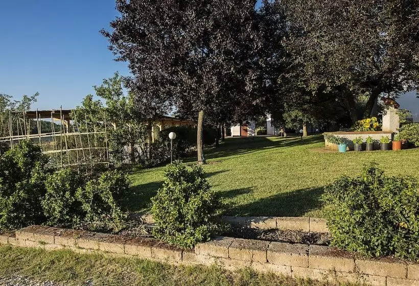 Maaseutuhotelli Agriturismo Il Fontanile