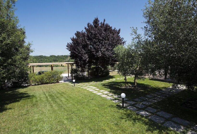 בית מלון כפרי Agriturismo Il Fontanile