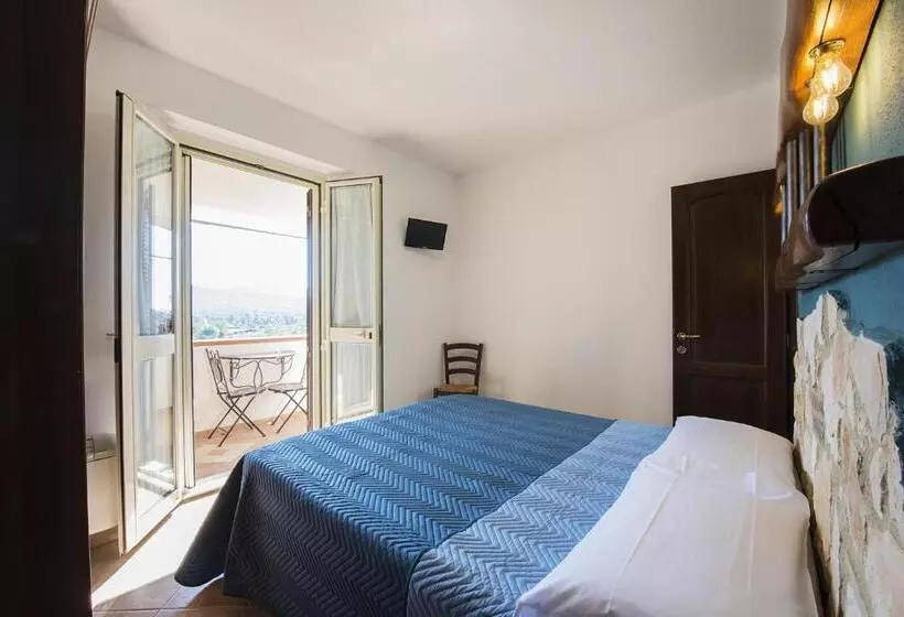 Maaseutuhotelli Agriturismo Il Fontanile