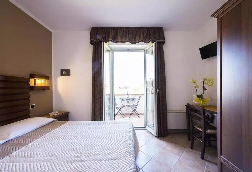 Maaseutuhotelli Agriturismo Il Fontanile