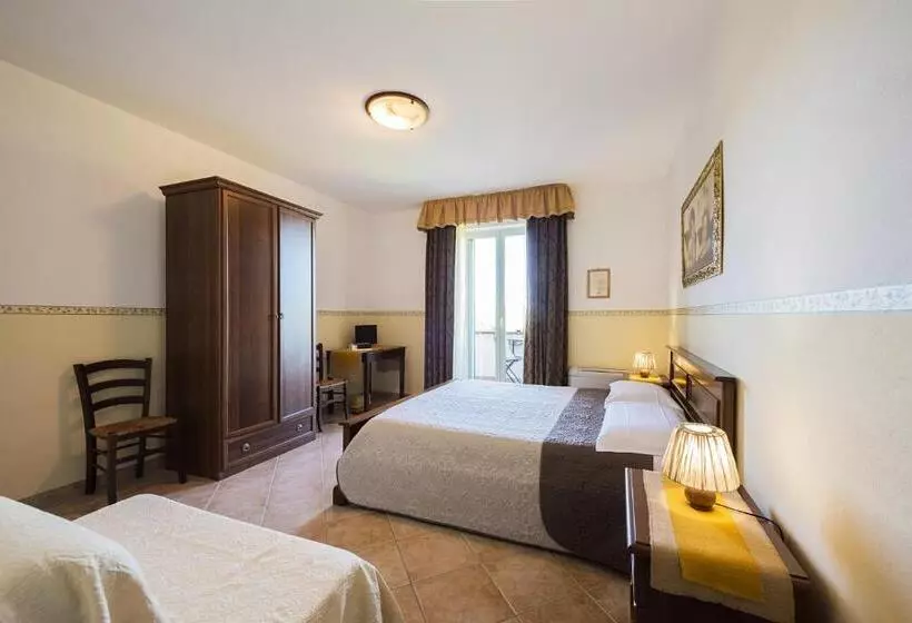 Maaseutuhotelli Agriturismo Il Fontanile
