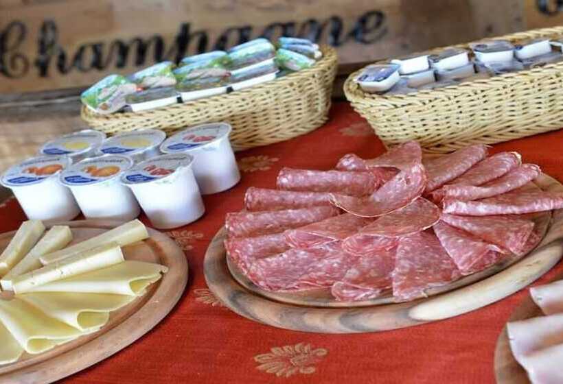 교외 호텔 Agriturismo Relais Poggio Primo