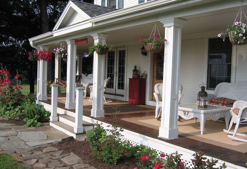 Maple Shade Bed & Breakfast