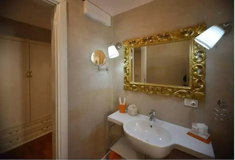 پانسیون Casa Bella Pantheon