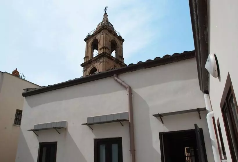 تختخواب و صبحانه Casa Miqvà   Rooms In Shared Apartment