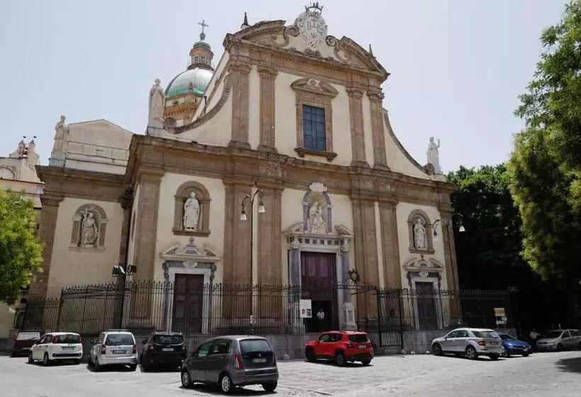 تختخواب و صبحانه Casa Miqvà   Rooms In Shared Apartment