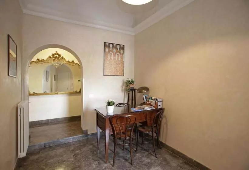 تختخواب و صبحانه Casa Miqvà   Rooms In Shared Apartment