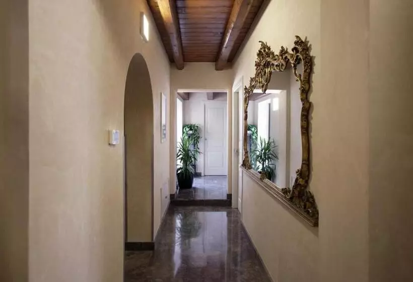 تختخواب و صبحانه Casa Miqvà   Rooms In Shared Apartment