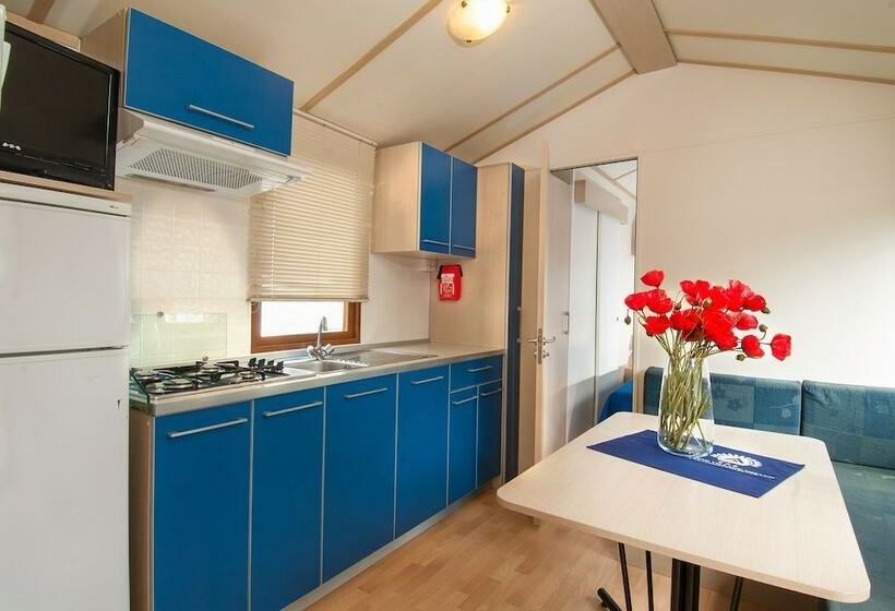 Hotelli Camping Village Misano