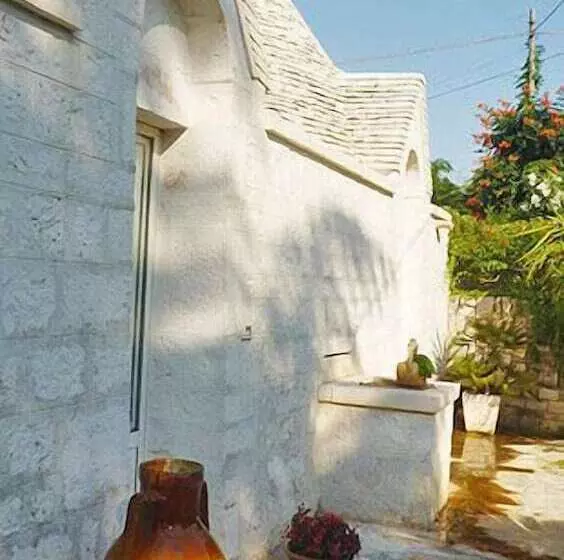 Maaseutuhotelli Trulli E Cummerse