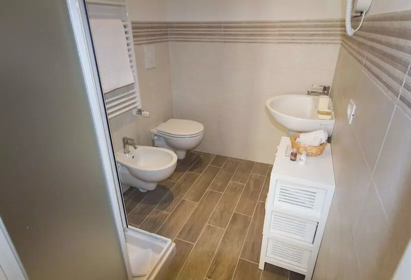 ペンション Emily Rooms