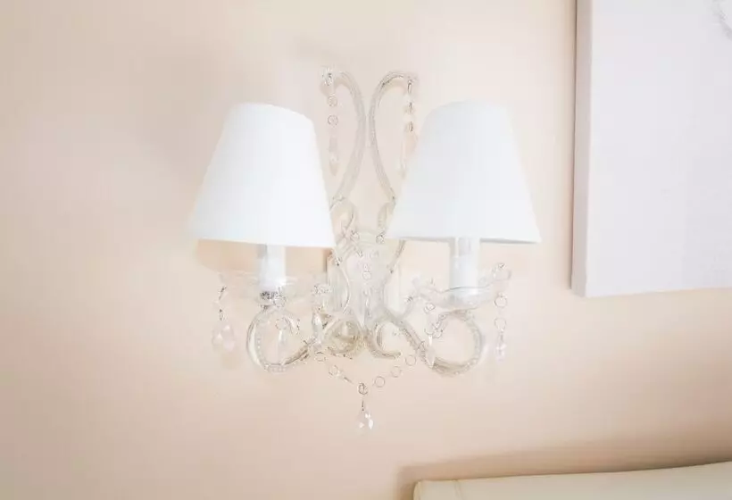 ペンション Emily Rooms