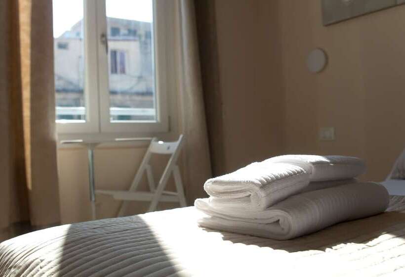 بنسيون Emily Rooms