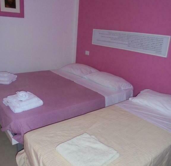 住宿加早餐  La Poesia