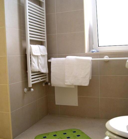 住宿加早餐  La Poesia