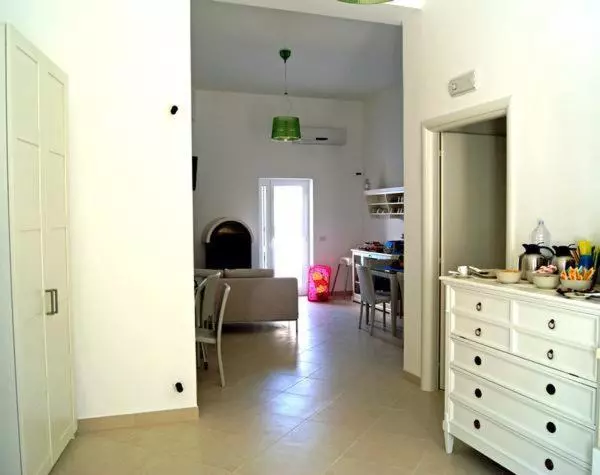 ベッドアンドブレックファースト La Poesia