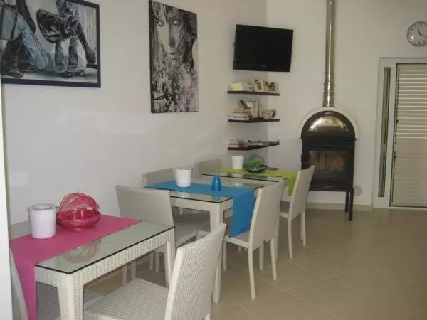 ベッドアンドブレックファースト La Poesia