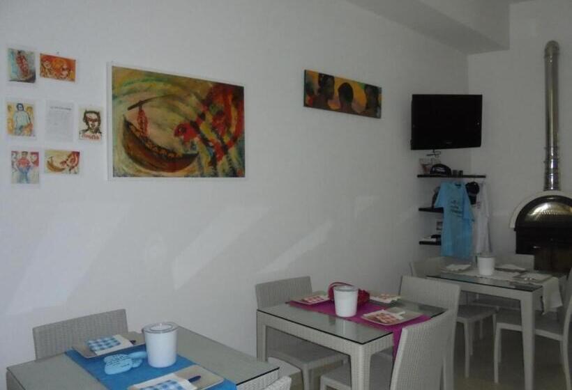 住宿加早餐  La Poesia