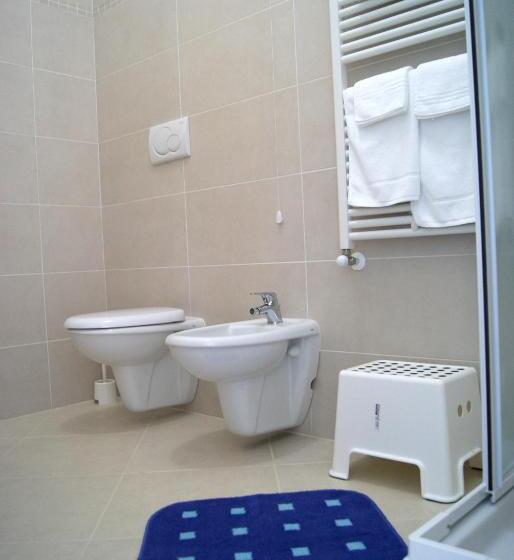 住宿加早餐  La Poesia