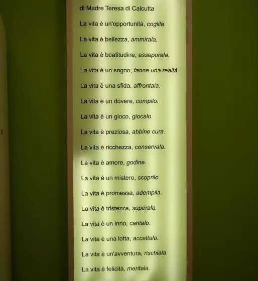 ベッドアンドブレックファースト La Poesia