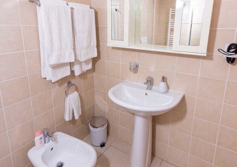 Bed And Breakfast Port View   Free Transport B&b To Cruise Ship