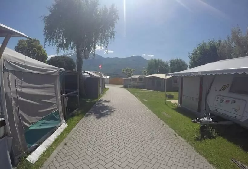 ホテル Camping Villaggio Paradiso