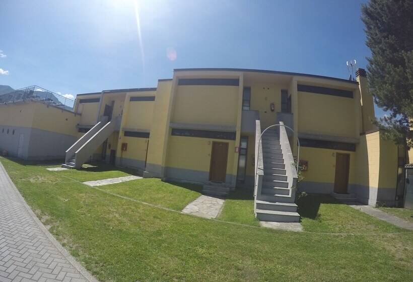 בית מלון כפרי Camping Villaggio Paradiso