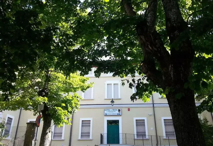 Hotelli Il Duca Del Montefeltro