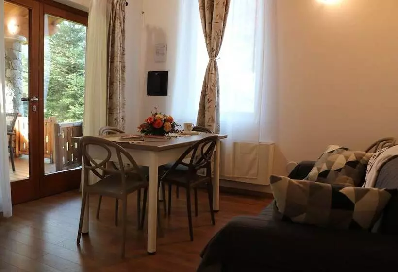 Hotelli Lazy Bee Camping Village